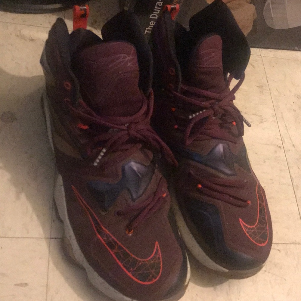 LeBron James size 10